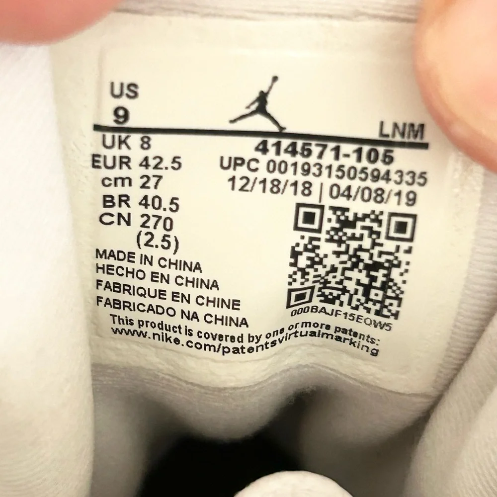 AUTHENTIC Jordan 13 Retro Lakers size 9 414571-105 2019 PRE-OWNED with OG BOX